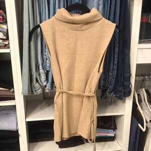 Zara Sleeveless Sweater Fold-over Neck